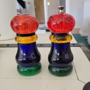 Colorful Acrylic Salt Shaker And Peppermill Set